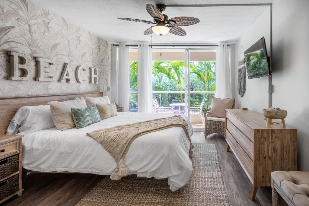 Walk to Beach from this Renovated Studio with King Bed and Resort-Level Amenities
