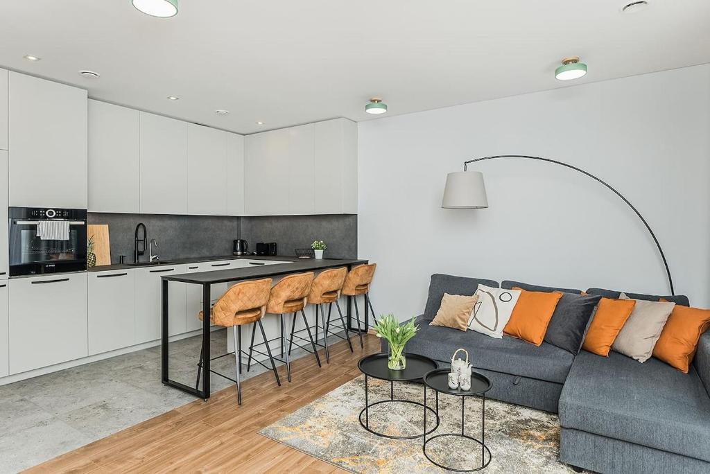 Lovely Apartment with Private Terrace by URBAN RENT 1