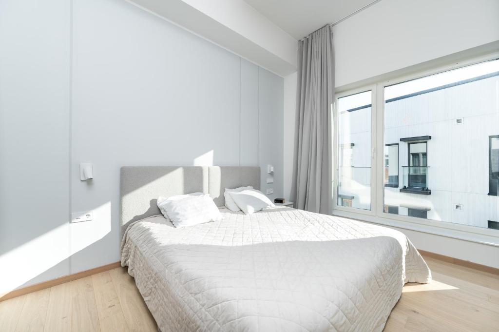 Brand new 2bdroom Free Parking Apartment 2