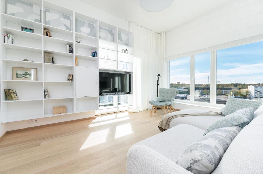 Brand new 2bdroom Free Parking Apartment 5