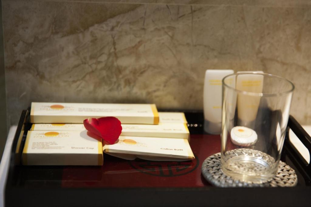 Hanoi Golden Moon Hotel & Travel