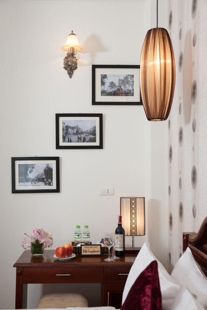 Hanoi Golden Moon Hotel & Travel