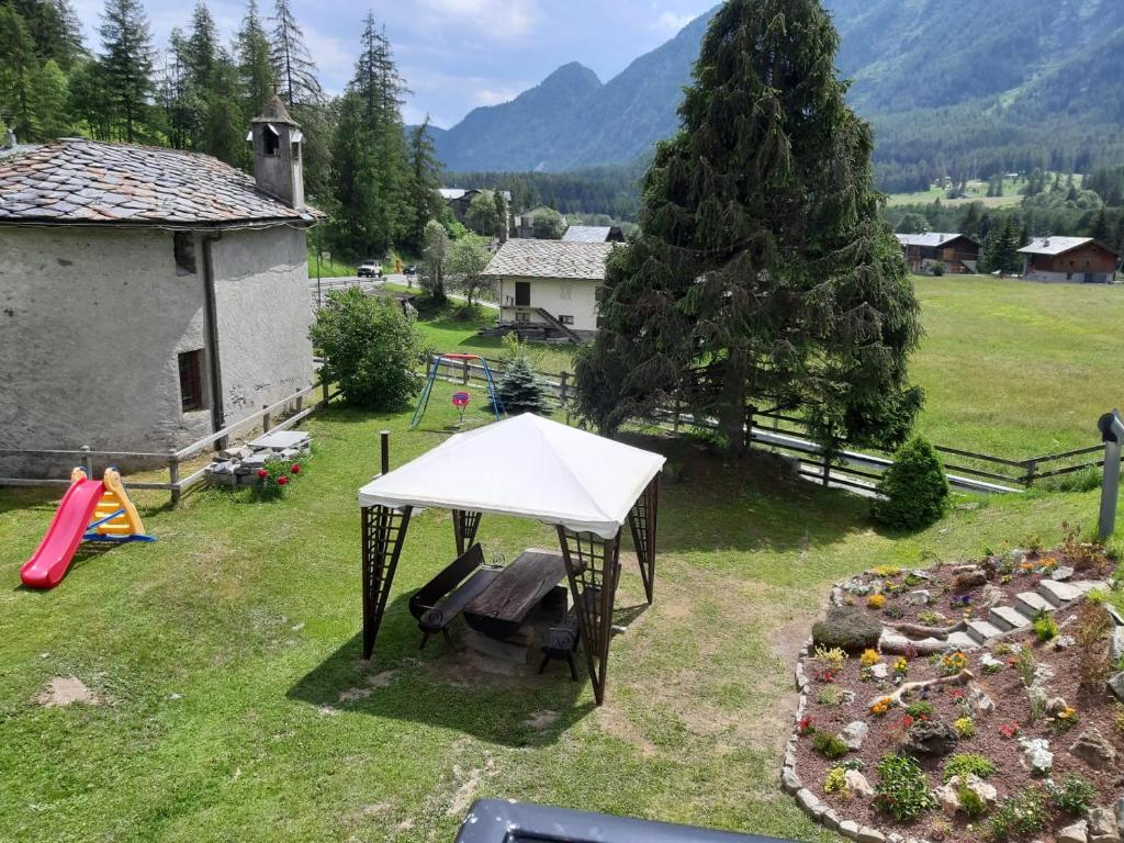 La Rondine - Appartamento Panoramico 6 Posti Letto In Villetta
