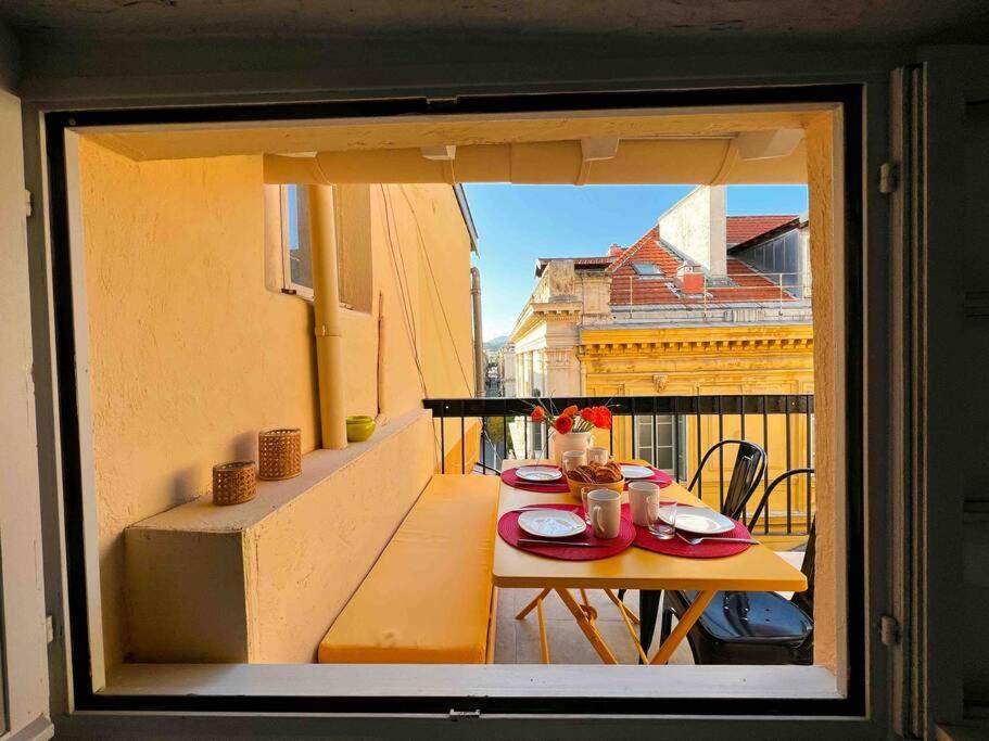 Beautiful Top Floor & Terrasse (Beach 1' walk) 3