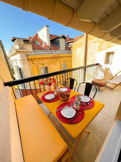 Beautiful Top Floor & Terrasse (Beach 1' walk) 5