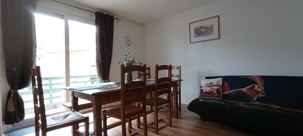 Photo de la galerie de l'établissement Cosy 75 m2 near Vieux Briançon, à Briançon