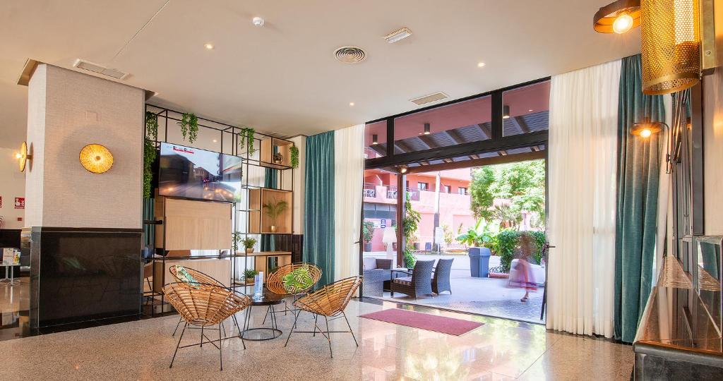 Fuengirola Beach Apartamentos Turísticos 8