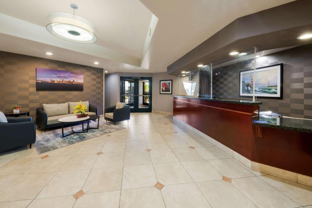 Best Western Lanai Garden Inn & Suites Image