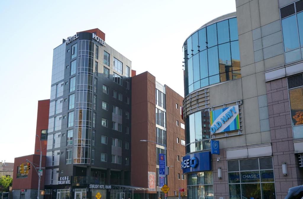 Starlight Hotel Image