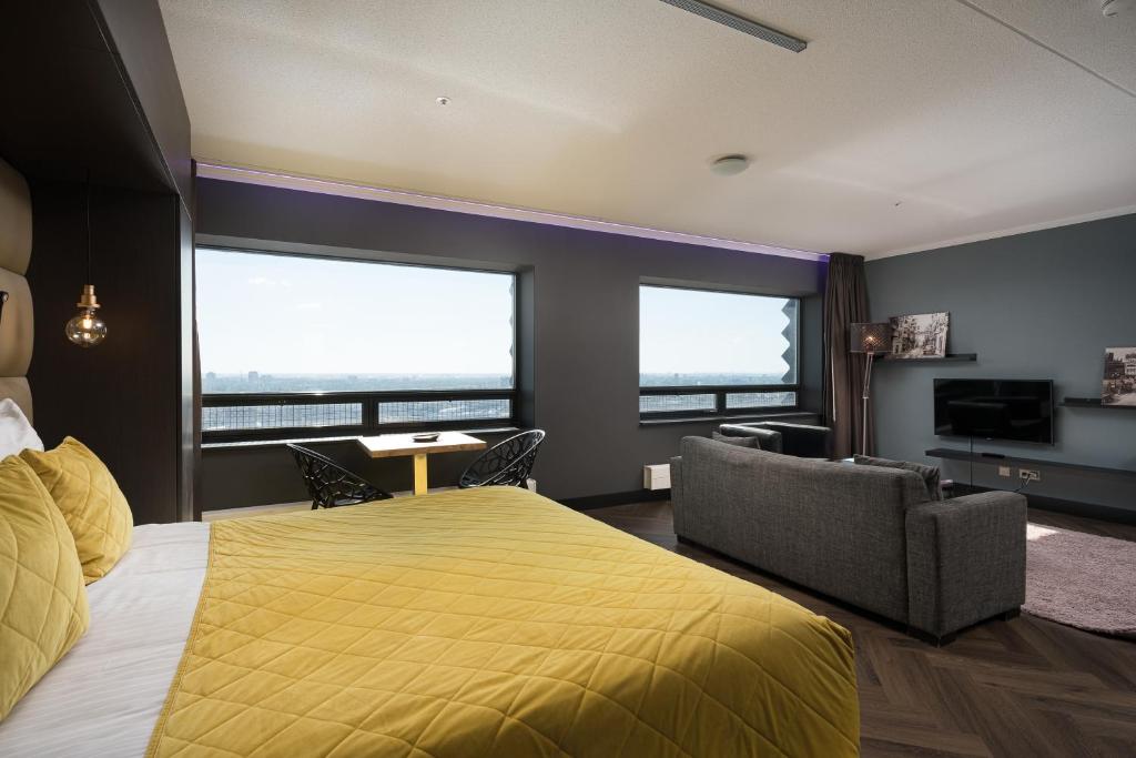 The Penthouse At The Hague Tower 5