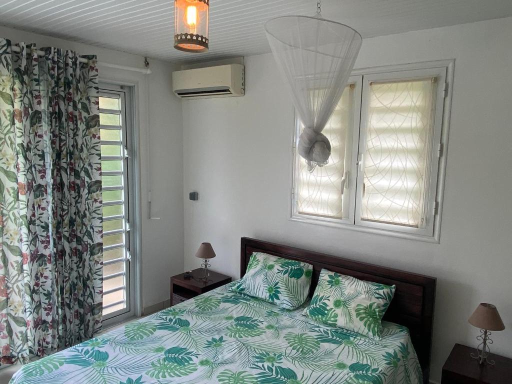 Maison F2 aux Trois-Îlets, Martinique - FR-1-765-8 2