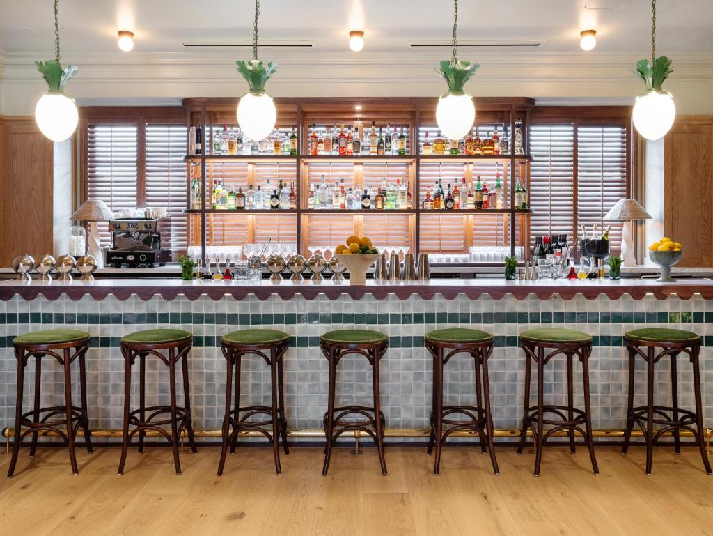 Palihouse Hyde Park Village Image