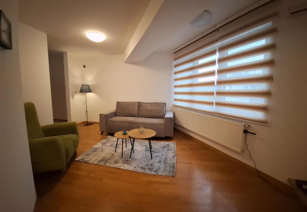 Modern Living Apartments 7