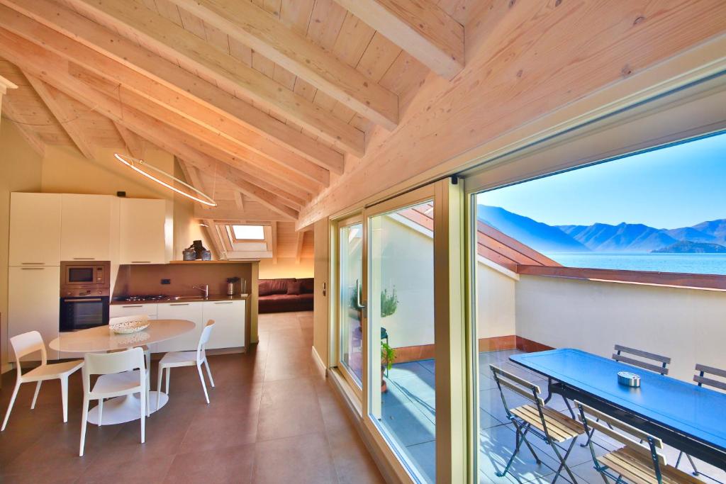Liszt Attic by KlabHouse