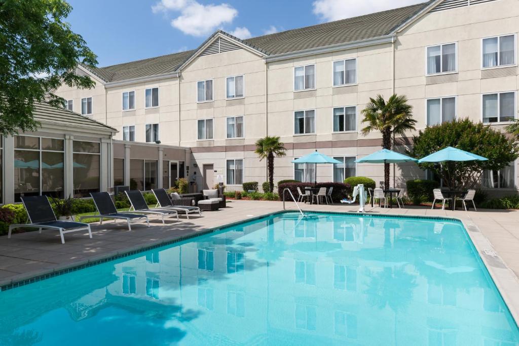 Hilton Garden Inn Sacramento/South Natomas Image