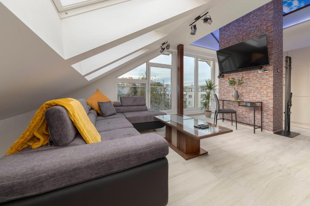 Luiza's Apartment 4