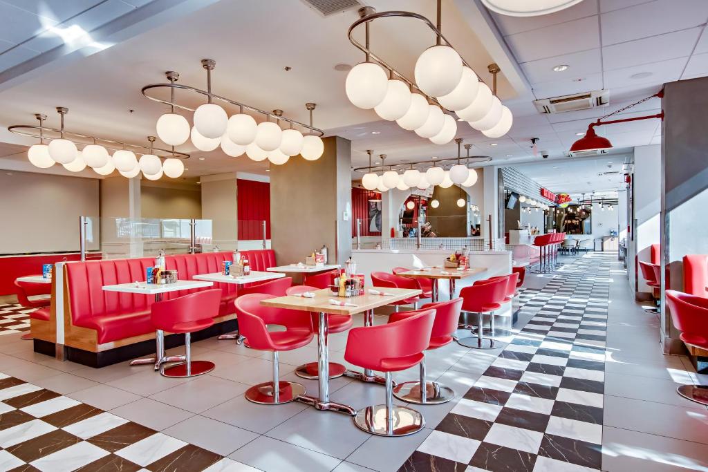 Holiday Inn Washington-Central/White House, an IHG Hotel Image