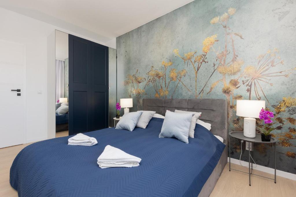 Modern Elegance Apartments with Parking & AC, next to Manufaktura by Renters Prestige 2
