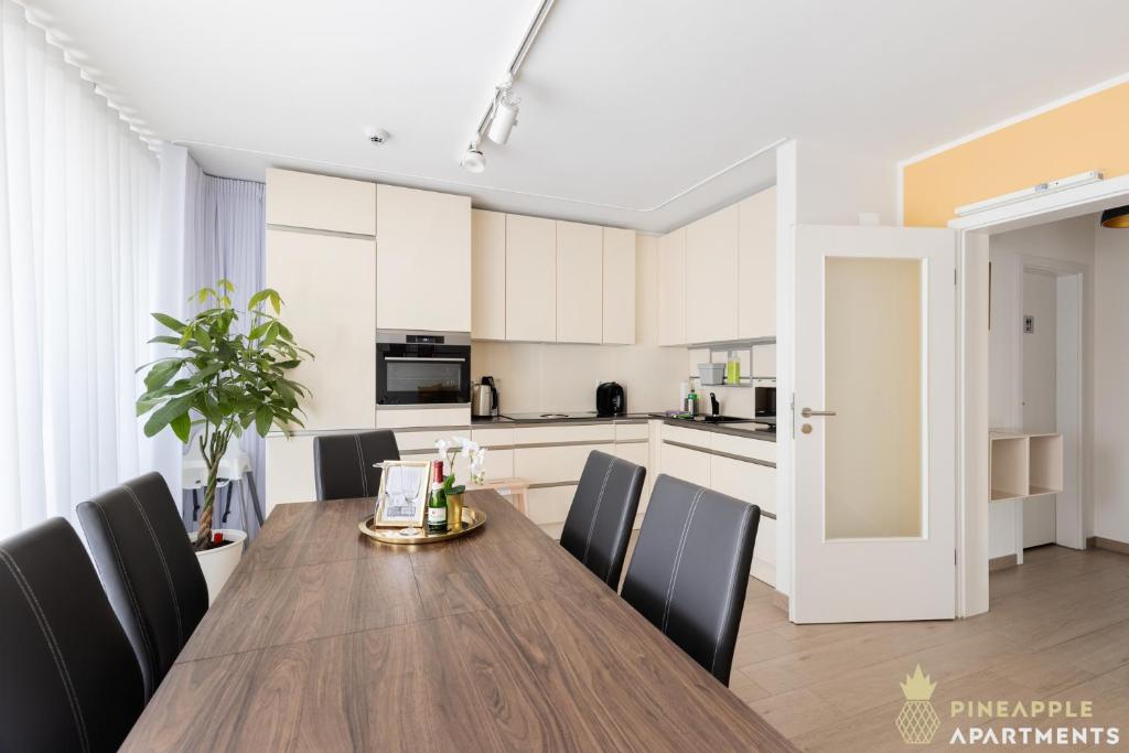 PINEAPPLE APARTMENTS - Zwinger IX - 80qm - 1x free parking 5