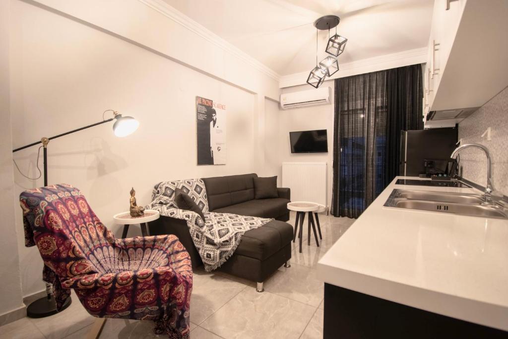 Pyrgos House 4