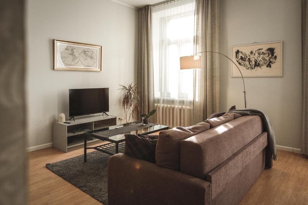 Bearsleys Downtown Apartments 5