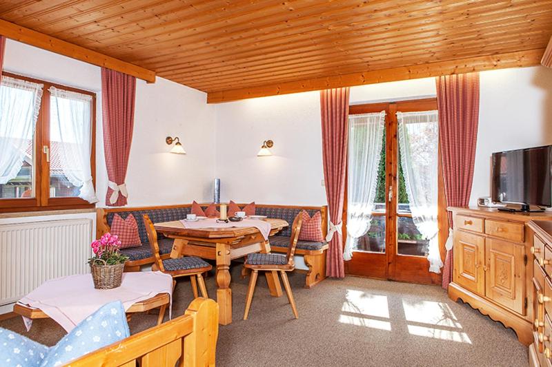 Gästehaus Menkenbauer inkl. Chiemgaukarte 5
