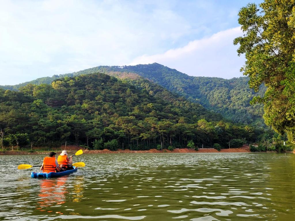 Anna Little Garden - Fish House