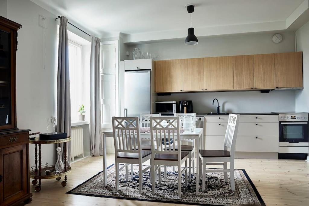 Central Home in Vallila 8