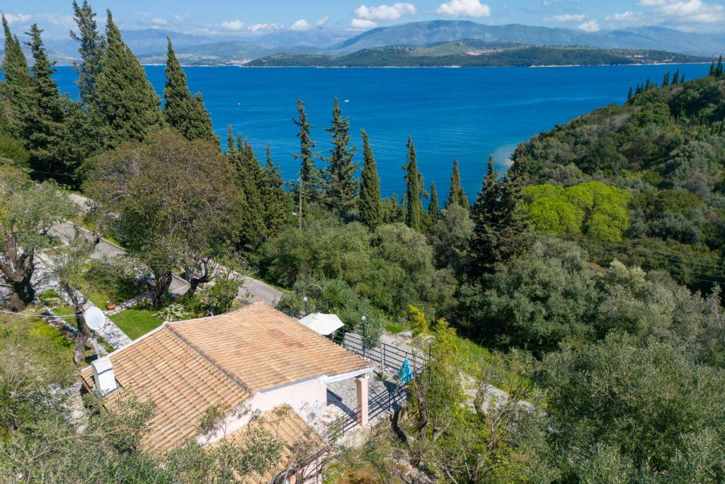 Kerasia Villas - 4 apartments & cottage 7