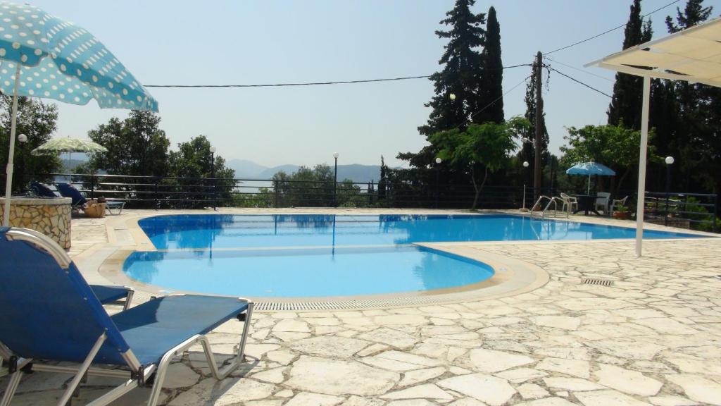 Kerasia Villas - 4 apartments & cottage 8