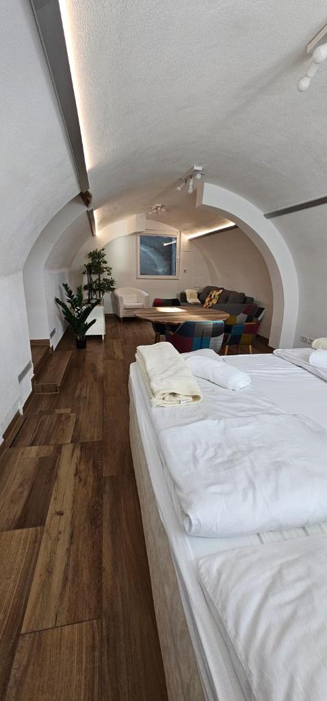 The Modern Cave Lodge - ComfyHome Apartments Stuttgart 2