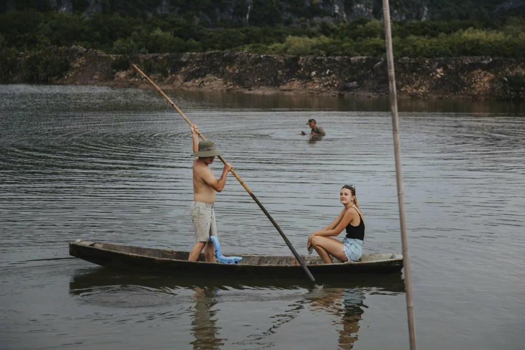 Aroma Cat Ba Sea View Hotel