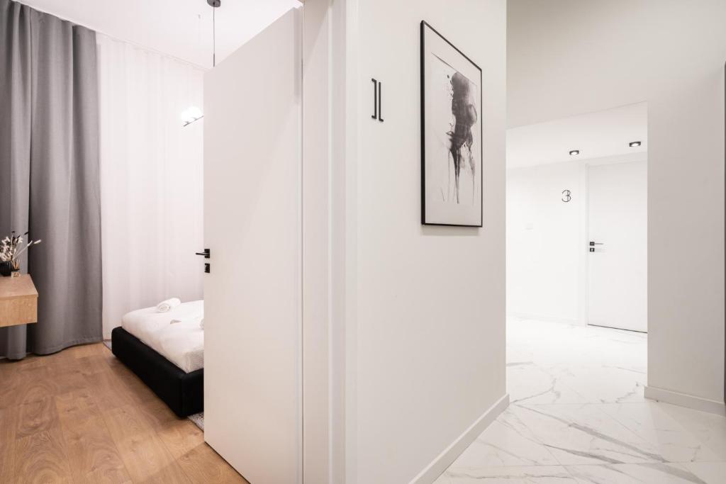 E56 - Grand Boulevard Heritage Residence - Best Location by BQA 5