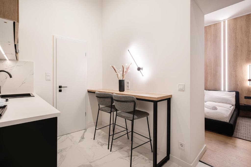 E56 - Grand Boulevard Heritage Residence - Best Location by BQA 7