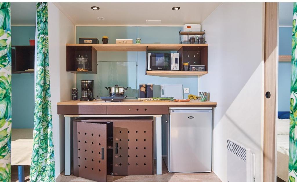 Photo de la galerie de l'établissement Camping Le Coin Charmant, à Chauzon