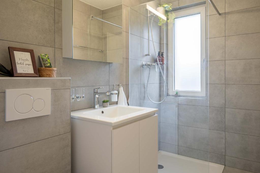Moderne Wohnung mit Parkplatz - Top Floor 3