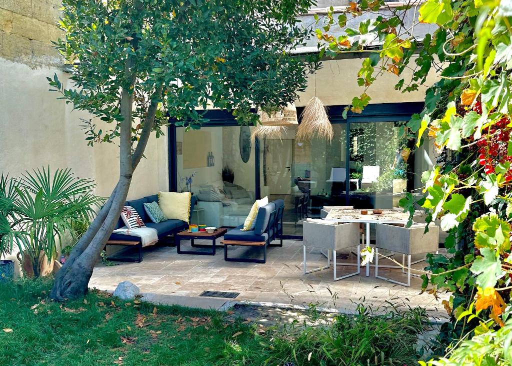 Charmante Maison La Libournaise +parking 1