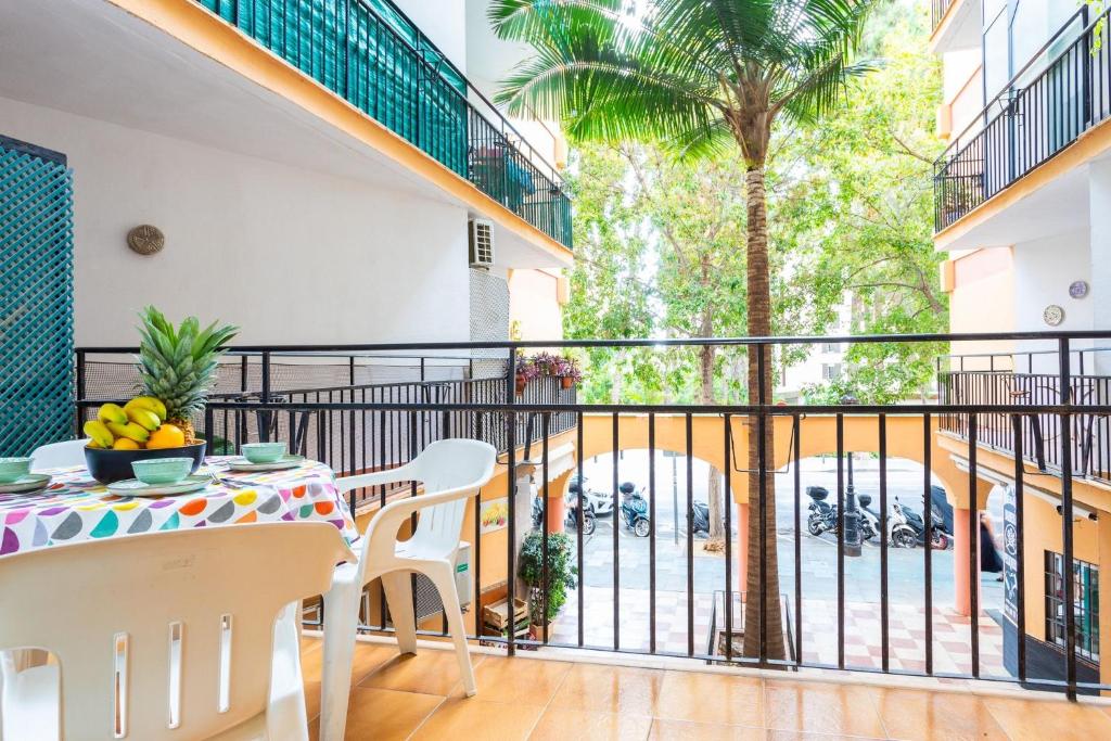 Stay in Heart of Marbella Town on the Coast