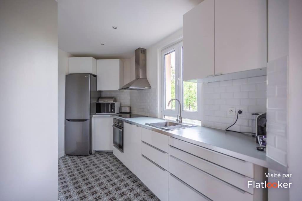 Quiet cosy and large apartment with Terrace Top location 2