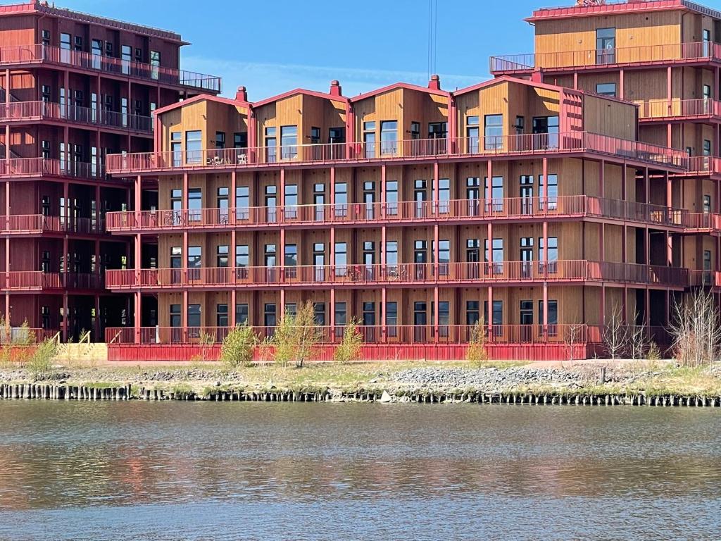 Waterfront Cabins 5