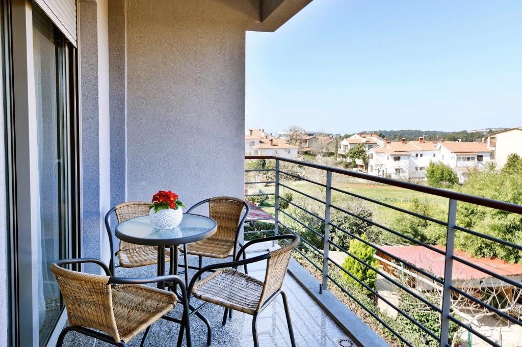 Apart Residence Rudan 1 6