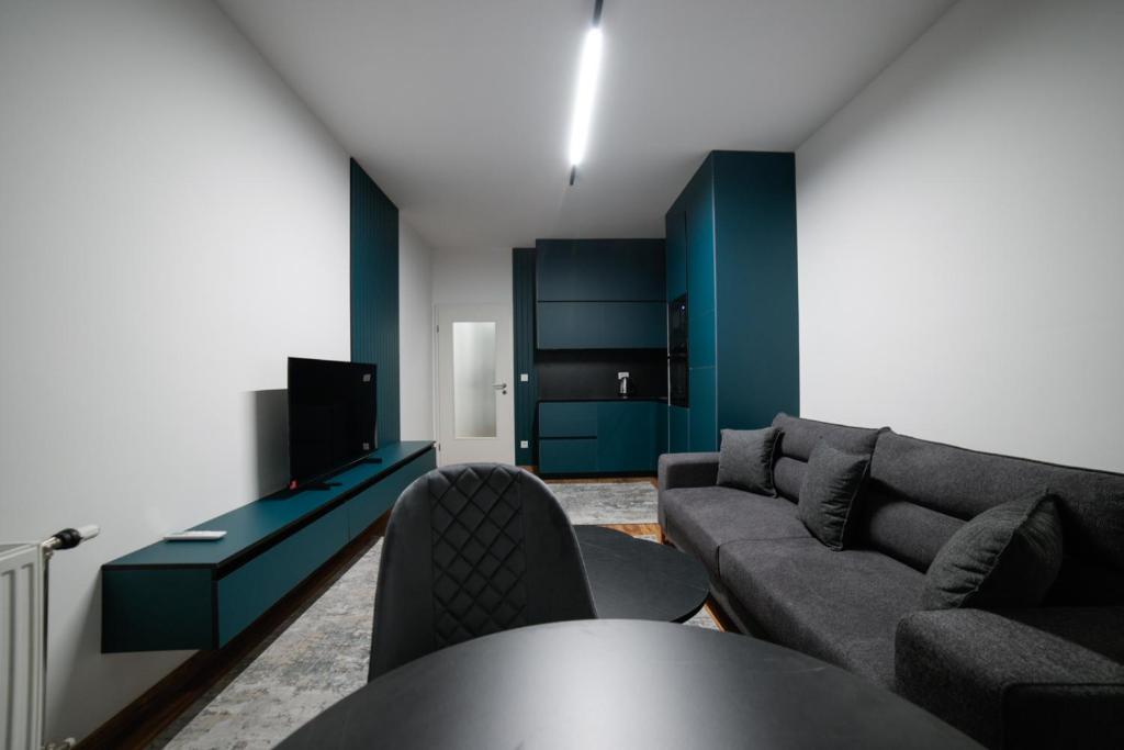 Emery Apartments 4