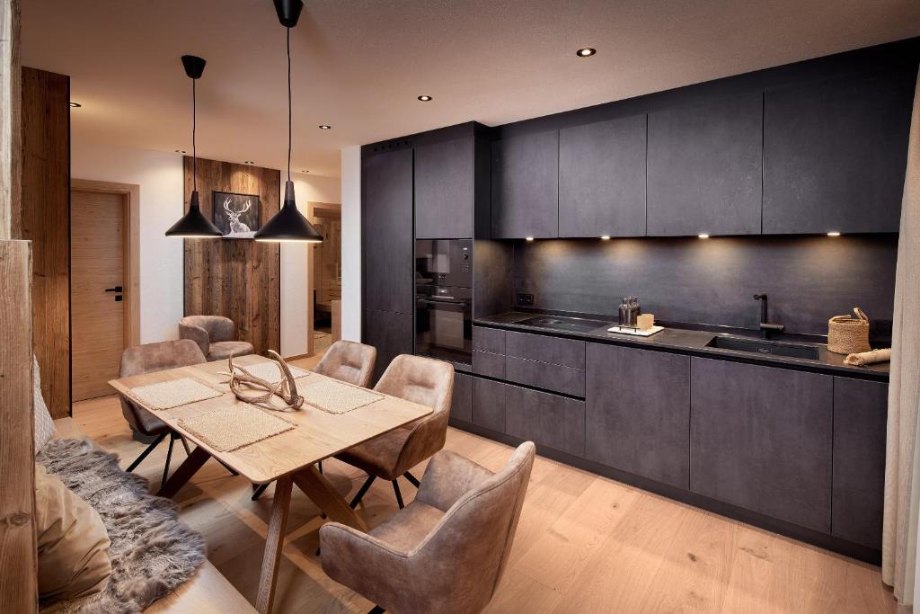Alpin Residenzen Eichenheim Aurach bei Kitzbühel by Alpina-Holiday 2