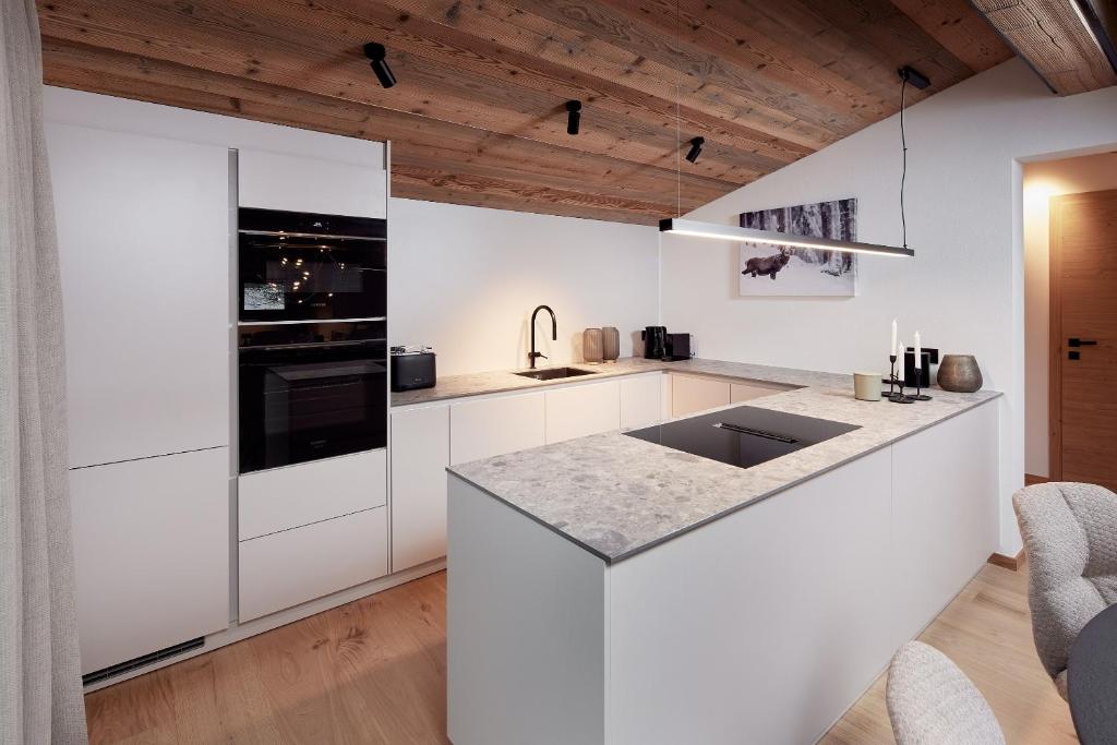Alpin Residenzen Eichenheim Aurach bei Kitzbühel by Alpina-Holiday 8
