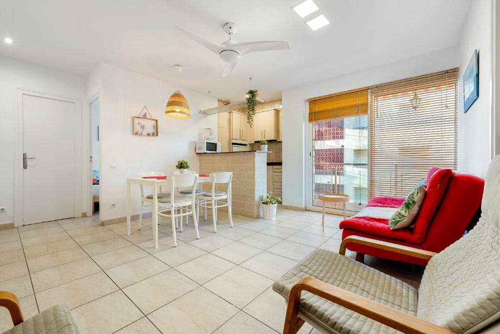 Hauzify I Apartament Llevant 2