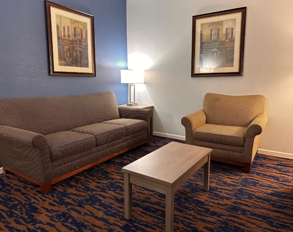 Baymont by Wyndham Indianapolis Northwest Image