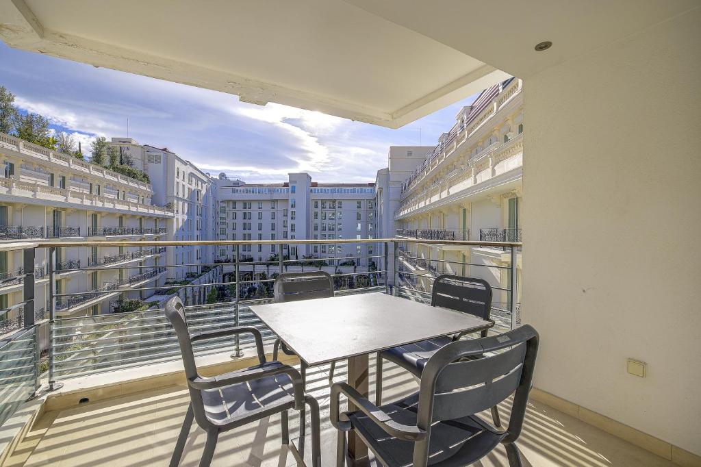 Carlton Riviera Cannes 7