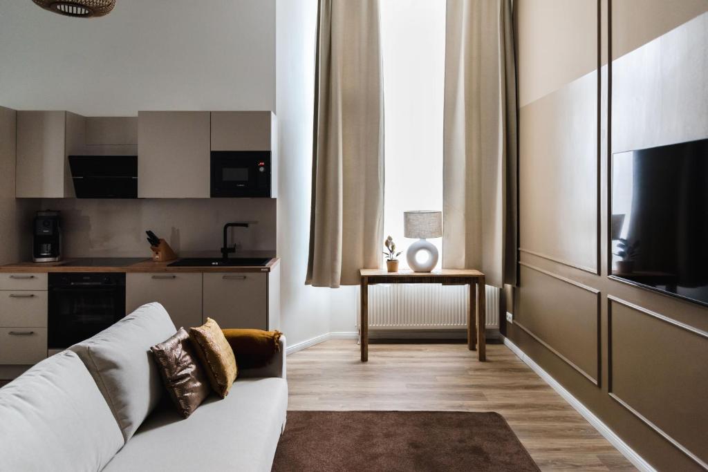 Exklusive Luxus-Unterkunft in Berlin Mitte: 2 Apartments, 130m², Designer-Möbel, Co2 neutrale Reinigung 3
