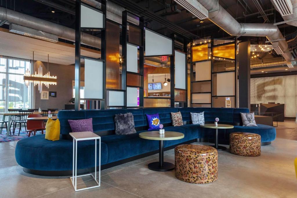 Aloft Orlando Lake Buena Vista Image