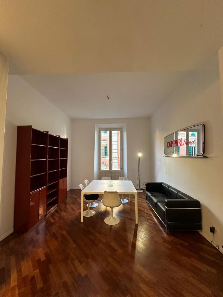 whouse large suite apartment indipendenza 5